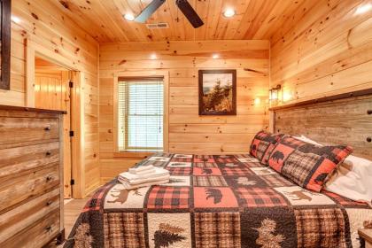 Gatlinburg Cabin with Private Hot Tub by Staycating - image 20