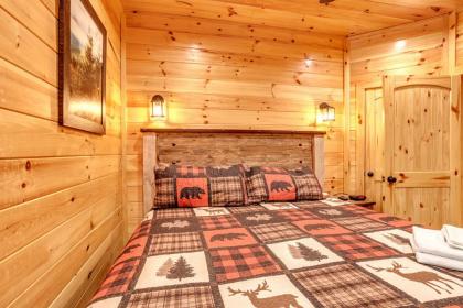 Gatlinburg Cabin with Private Hot Tub by Staycating - image 23