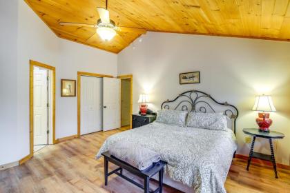 Pet-Friendly Gatlinburg Retreat with Hot Tub! - image 20