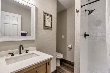 Tanrac Lodge - image 29