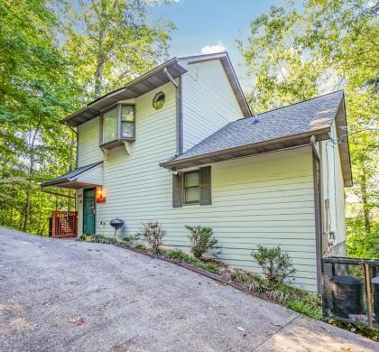 Mountain Bliss Hot Tub Arcade - image 21