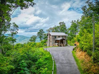 Sheriffs Cabin - image 25