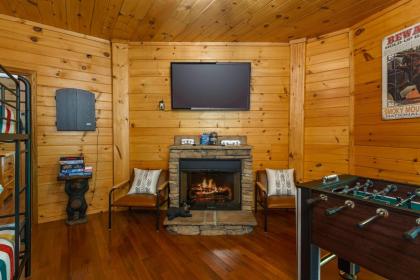 Grand Ole Chalet - Mt ViewsFireplaceFirepitArcade - image 29