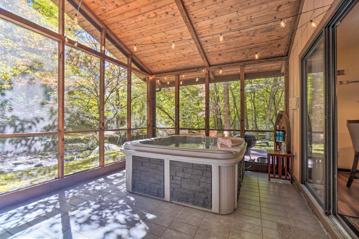 Gatlinburg Group Getaway with Hot Tub and Porch! - image 2
