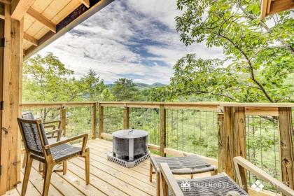 The Blackjack Oak in Treehouse Grove at Norton Creek - image 10