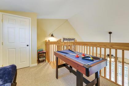 Gatlinburg Cabin Getaway with Mountain Views! - image 22