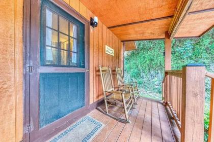 Lazy Creek Retreat home - image 25