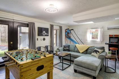 Pet-Friendly Gatlinburg Cabin with Game Room! - image 25
