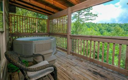Gatlinburg Secret Splash - image 24