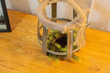 LODGE G SASQUATCH LODGES Sleeps 13 - image 25