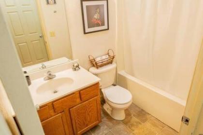 LODGE G SASQUATCH LODGES Sleeps 13 - image 26