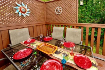 A Top Notch Lodge~Gatlinburg - image 26