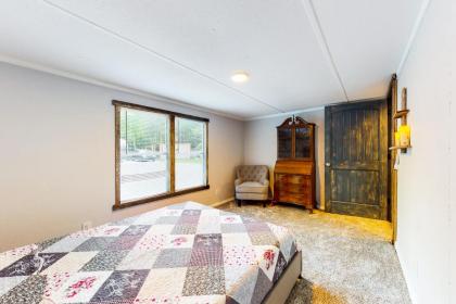 Manis Hollow - image 21