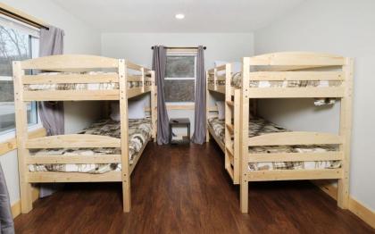 Big Oak Hideaway - image 21