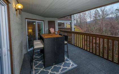 Bearly Behavin - image 29