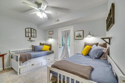 Cozy and Welcoming Gatlinburg Home with Decks! - image 23