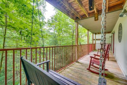Cozy and Welcoming Gatlinburg Home with Decks! - image 27