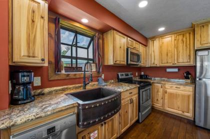 Twinflower Summit - Incredible views pet friendly! - image 22