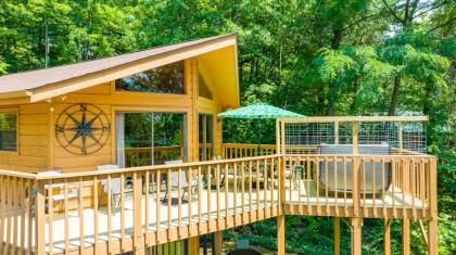 Grand View Mountain Chalet - Close to Downtown Gatlinburg Hot Tub Arcade Game - image 30