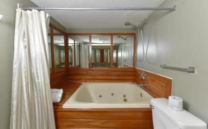 Red Oak Lodge - image 22