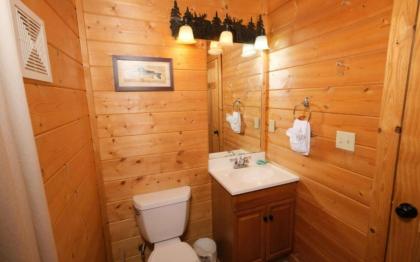 Cozy Cabin - image 8