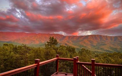 A Luxury View Gatlinburg