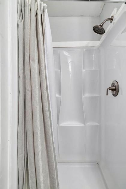 Peak Paradise Gatlinburg Mountain View - image 21