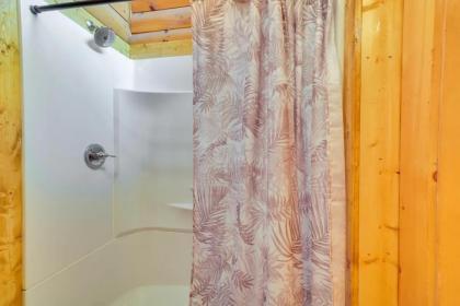 Parkway Treasure cabin - image 23