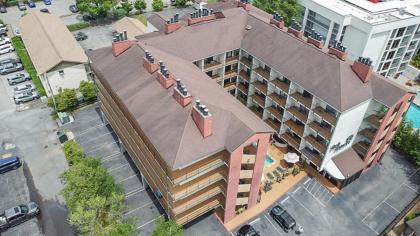 Oak Square 302 condo - image 21