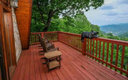 Bear Mountain Retreat - image 23