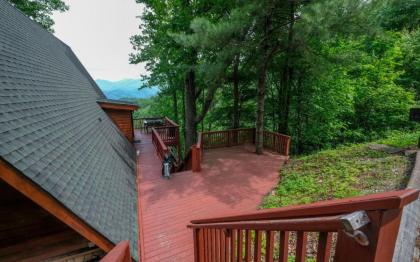 Bear Mountain Retreat - image 25