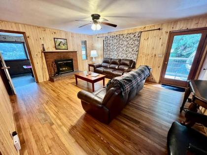 Creekside Haven - image 23