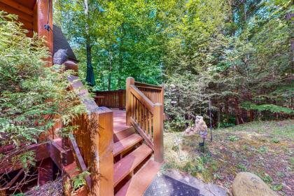 Cozy Cub Cabin - image 26
