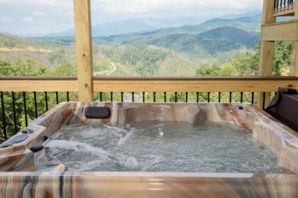 Skyline Splendor: Luxe Retreat with Breathtaking Views Over Downtown Gatlinburg - image 25