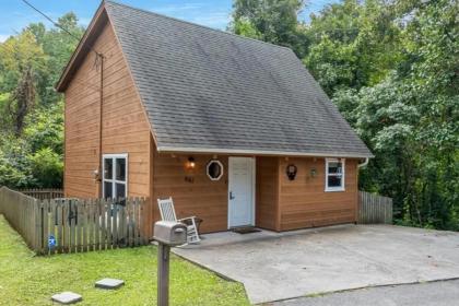 A Peace of Mind Cabin - image 24